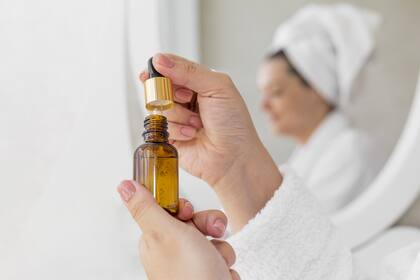 Se cree que el retinol tiene un efecto beneficioso sobre el envejecimiento de la piel
