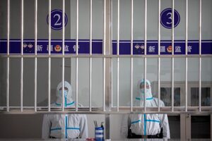 Celdas para 10.000 presos: cómo es el centro de detención más grande de China