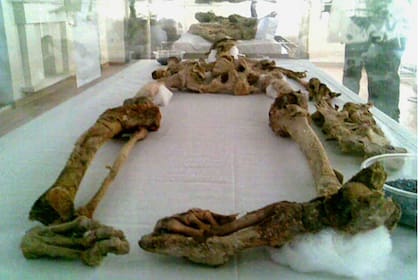 Se cree que los derrumbes en el interior de la mina produjeron la muerte de estos hombres