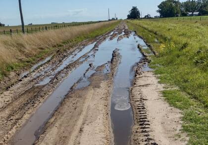 Se cuestiona el pago de tasas por caminos que no son mantenidos
