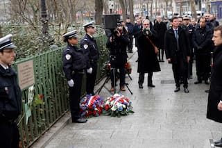 Charlie Hebdo: sobria y silenciosa, así fue la ceremonia en el tercer aniversario del atentado