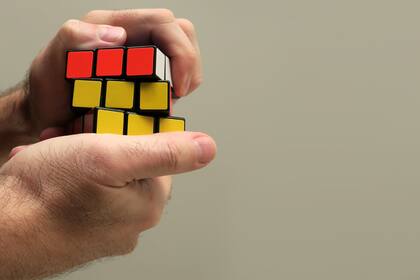 Se deben encontrar maneras de hacer que vivir en estas áreas urbanas sea más asequible para los jóvenes adultos porque allí tienen las mayores opciones de desarrollarse. (Canva)