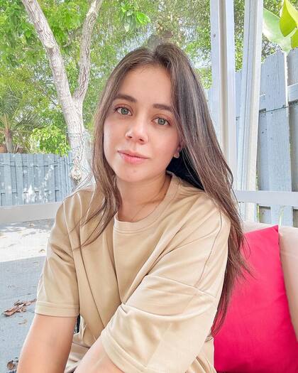 Se dedica a crear contenidos digitales para diferentes marcas