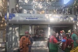 Se derrumbó el primer piso de un centro médico en Palermo