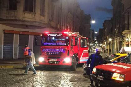 Se derrumbó parte de una obra en construcción en San Telmo, aunque no hubo que lamentar víctimas