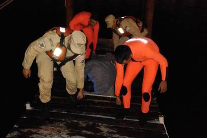 Se desconocen aún las razones por las que cayó al agua