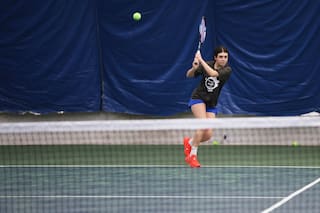 Se despertó con "Estamos en guerra" en Ucrania. Ahora Mariia Vainshtein es campeona de tenis en NY