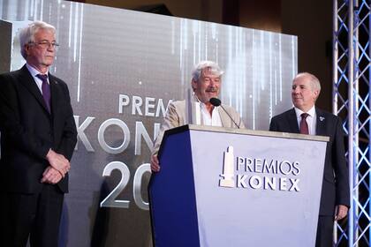 Se entregaron los premios Konex a las instituciones y a la comunidad