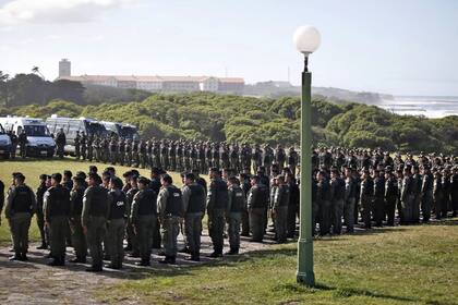 Un importante contingente de gendarmes llegó a Mar del Plata