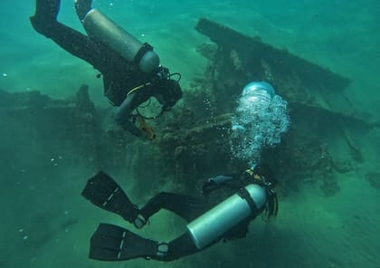 Se espera que los buques hallados en Baja California contengan tesoros impensados