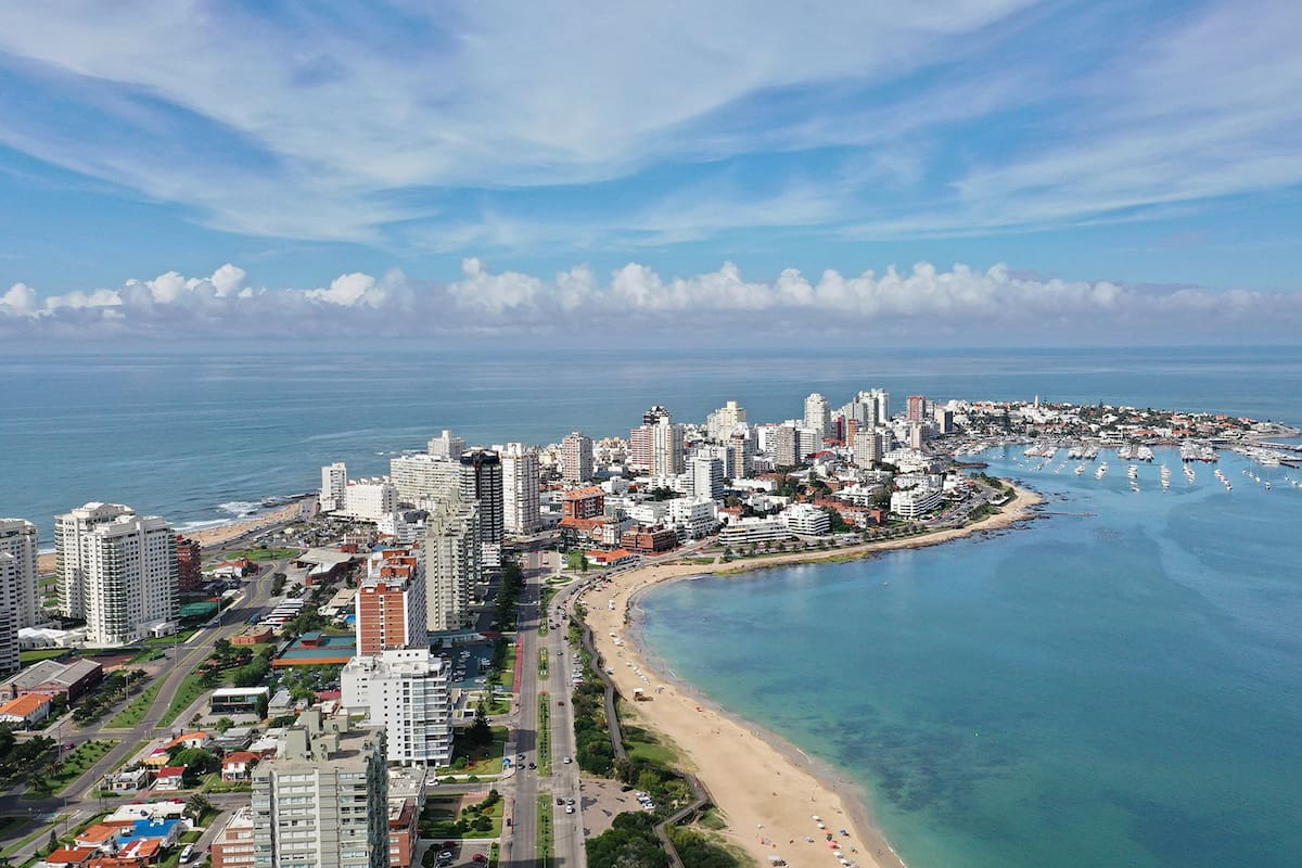 Alquileres en Uruguay: los precios y la ocupación para la segunda quincena de enero se espera una baja de turistas para lo que resta 4355VOZUTFB2FN3AIWBYUSJ3MM