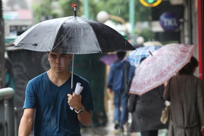 Se esperan lluvias para hoy en la ciudad de Buenos Aires con probabilidad de tormentas fuertes