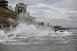 Cuándo y dónde impactará el ciclón extratropical que provocará vientos huracanados y olas de hasta 12 metros