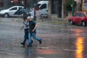Se esperan tormentas la Capital y algunos puntos de la provincia; la máxima será de 37 grados y sigue la alerta amarilla