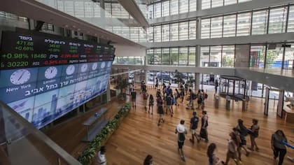 Se están vendiendo más bonos del gobierno israelí en la Bolsa de Valores de Tel Aviv y en las bolsas de todo el mundo
