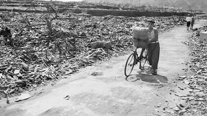 Se estima que al menos 70.000 personas murieron en el bombardeo de Nagasaki.