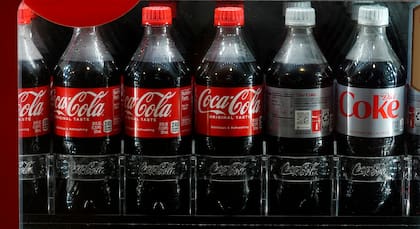 Se estima que el mandatario puede llegar a beber hasta doce latas al día. Foto: Archivo.