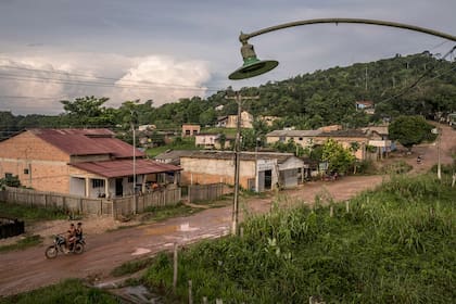 Se estima que Fordlândia albergó entre tres mil y cinco mil personas durante su período de funcionamiento