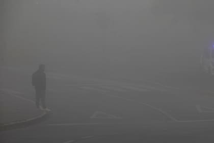Se estima que la niebla permanecerá hasta el mediodía