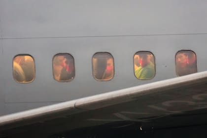 Se estima que menos de 100 personas han sido deportadas a estos terceros países debido a complicaciones logísticas