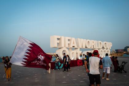Se estima que Qatar invirtió más de 200 mil millones de dólares en este Mundial, pero su apuesta va mucho más allá (Photo by Robbie Jay Barratt - AMA/Getty Images)