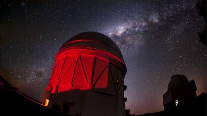 Se estudiaron 100 millones de galaxias con el telescopio Víctor M. Blanco de Chile para realizar el mapa