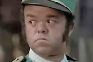 Se formó como guitarrista, trabajó para niños y adultos y, de la mano de Olmedo, alcanzó la gloria y su momento más oscuro