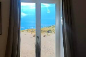 Se fue de viaje con su novio a un lujoso hotel de playa, pero la estafaron con un importante detalle