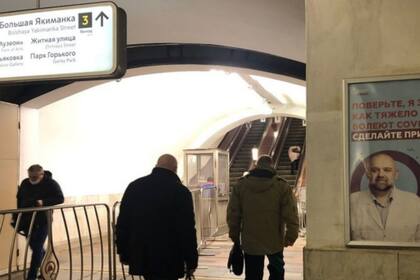 Se hicieron campañas para promocionar la vacunación, pero sólo cuatro millones de rusos se vacunaron hasta ahora contra el coronavirus