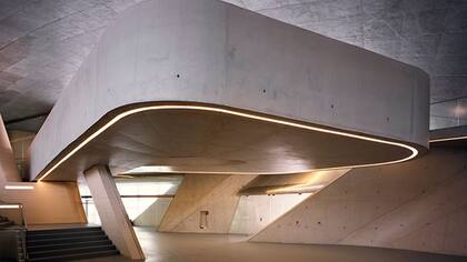 Se inauguro el primer edificio postumo de Zaha Hadid