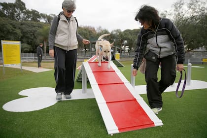 Se inauguró el primer parque para mascotas de la Ciudad
