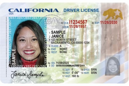 Se lanzó un nuevo diseño para las licencias de conducir y tarjetas de identificación de California