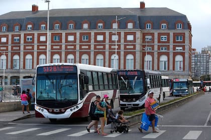 Se levantó el paro de colectivos en Mar del Plata