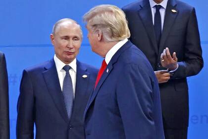 ¿Se miran o no? Las miradas entre Putin y Trump durante la cumbre