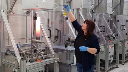 Se necesitan hornos especiales para fabricar CZT.