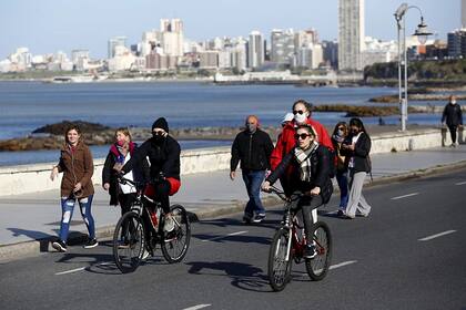 Se peatonaliza el paseo costero de Mar del Plata para los vecinos