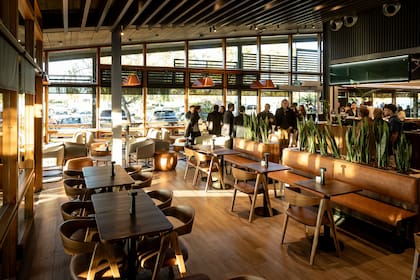 Se presenta u nuevo moviliario en el área gastronómica