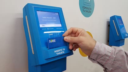 Se puede activar el boleto estudiantil al apoyar la tarjeta SUBE en una Terminal Automática SUBE