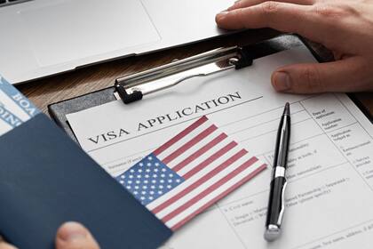 Se puede conocer el estado de la solicitud de la visa en línea o mediante una llamada telefónica