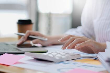 Se pueden enviar frases célebres sobre las mujeres trabajadoras en esta fecha