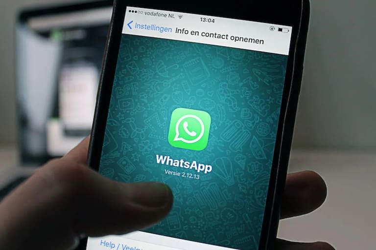 El truco infalible para ver los estados de WhatsApp de otra persona sin que lo sepa 