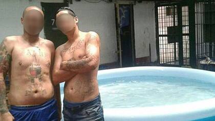 Se reabre la polémica de los presos que disfrutan de piletas en las cáceles