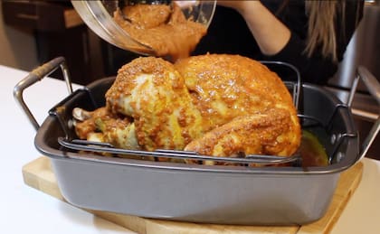 Se recomienda no verter la salsa durante la cocción para evitar que se evapore