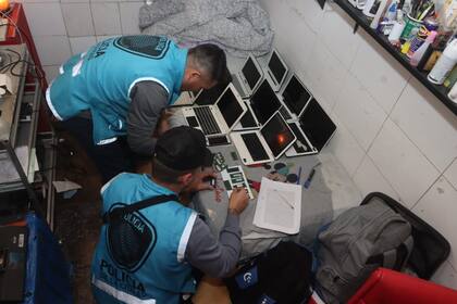 Se recuperaron 370 computadoras del Plan Sarmiento, pertenecientes a escuelas porteñas