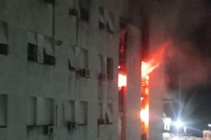 Se incendió el Edificio Libertad de la Armada, en el barrio de Retiro