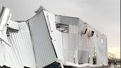 Se reportan varios daños a la estructura de la fábrica