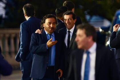 Se retiran los gobernadores y ministros luego de la reunión con el presidente Javier Milei, en la Casa Rosada