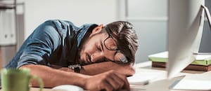 Daniel López Rosetti, médico clínico y cardiólogo: “Trabajamos mucho más y peor”