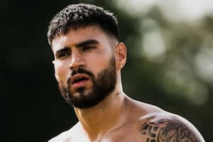 Quién es el futbolista que fue visto junto a Evangelina Anderson en un shopping