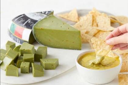 Se trata de un ladrillo verde que combina palta con queso gouda en versión sólida.